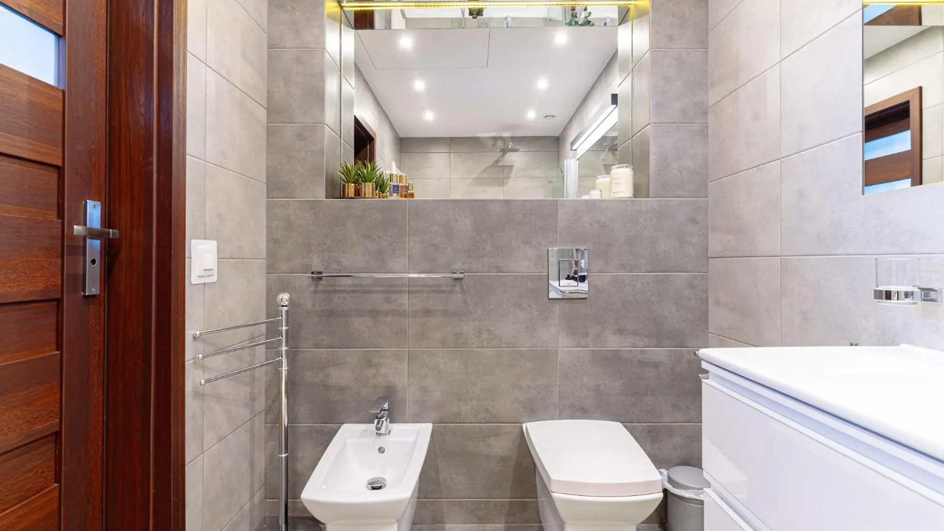 Kleparz Skyline Apartment - Loftaffair Krakow